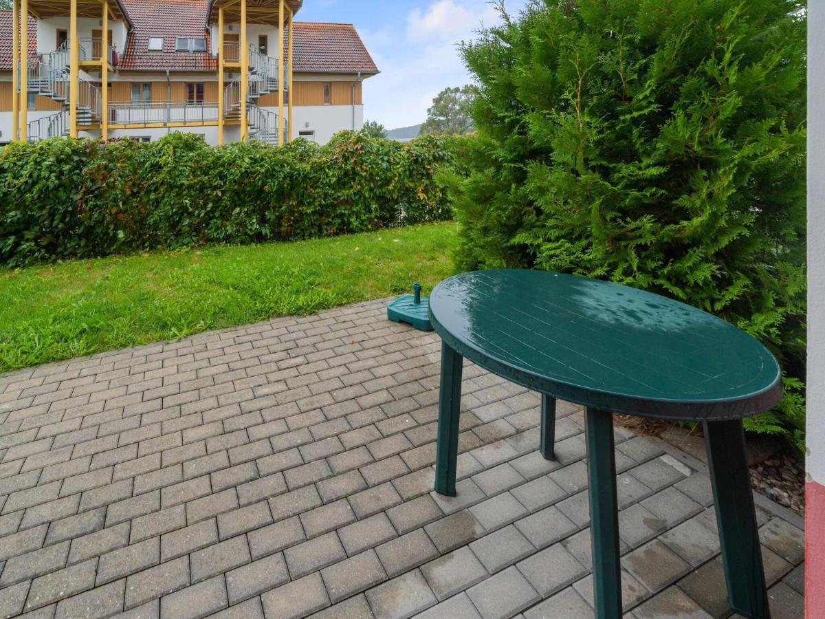 Comfortable Holiday Home In Lipno With Garden リプノ・ナト・ヴルタヴォウ エクステリア 写真