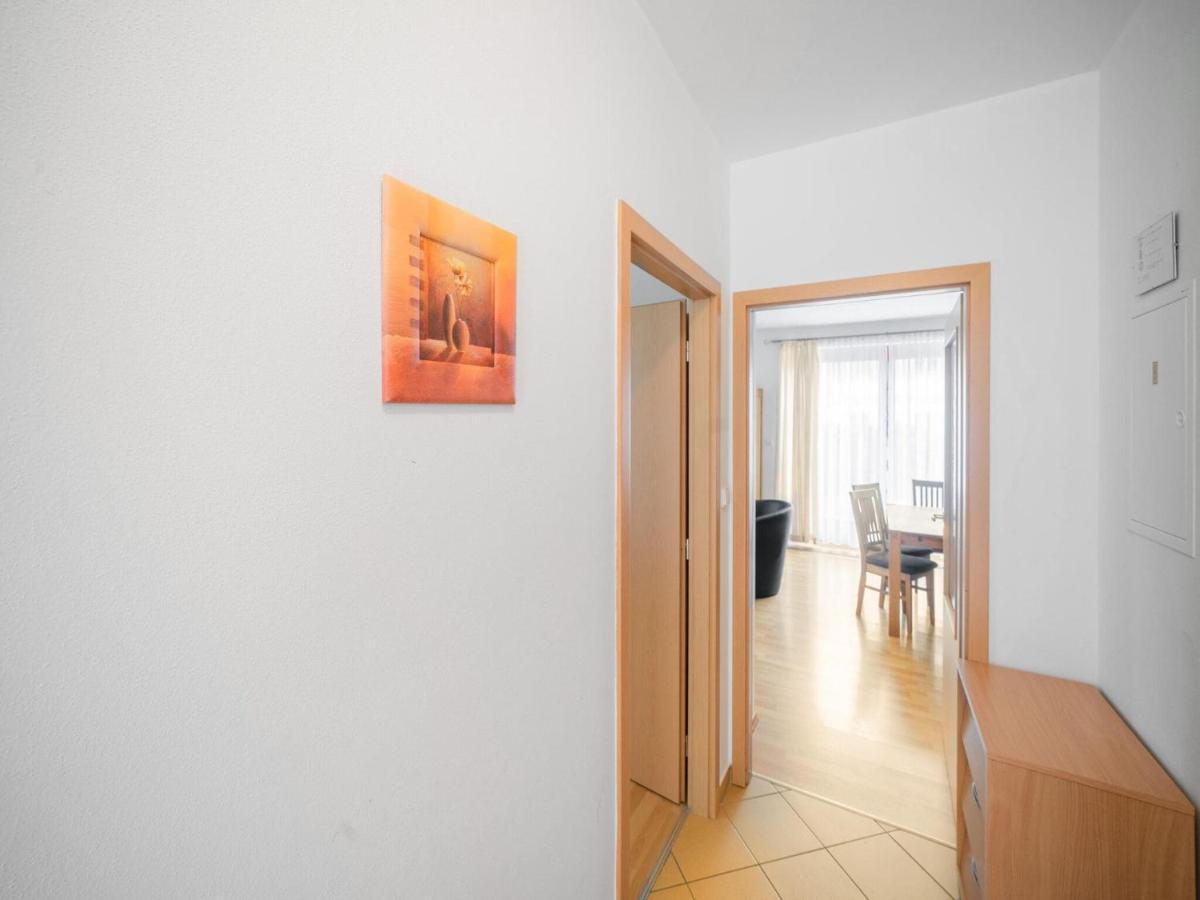 Comfortable Holiday Home In Lipno With Garden リプノ・ナト・ヴルタヴォウ エクステリア 写真